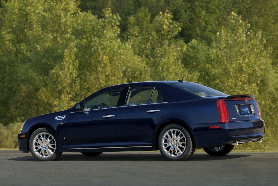  Cadillac STS 2008 года  (фото 11 из 22)